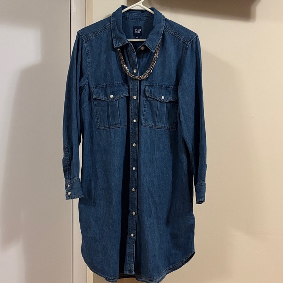 GAP Dresses & Skirts - Classic GAP Blue Denim Shirt Dress